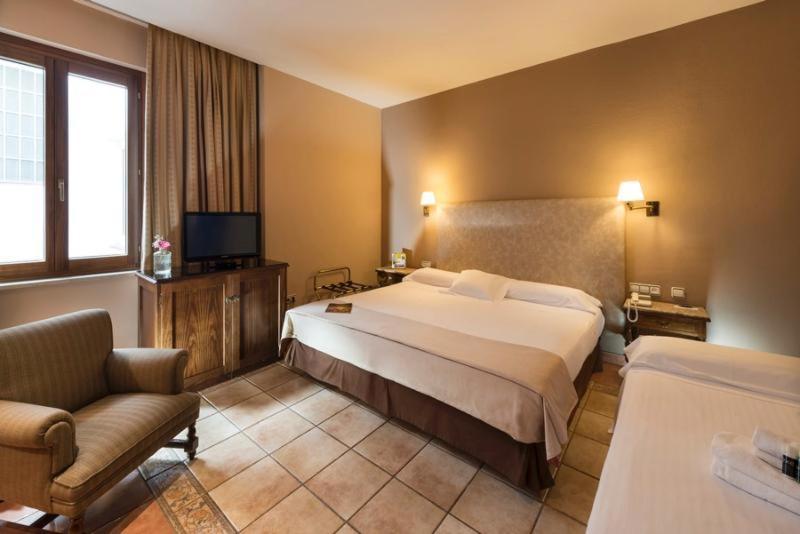 Hotel Exe Alfonso Viii